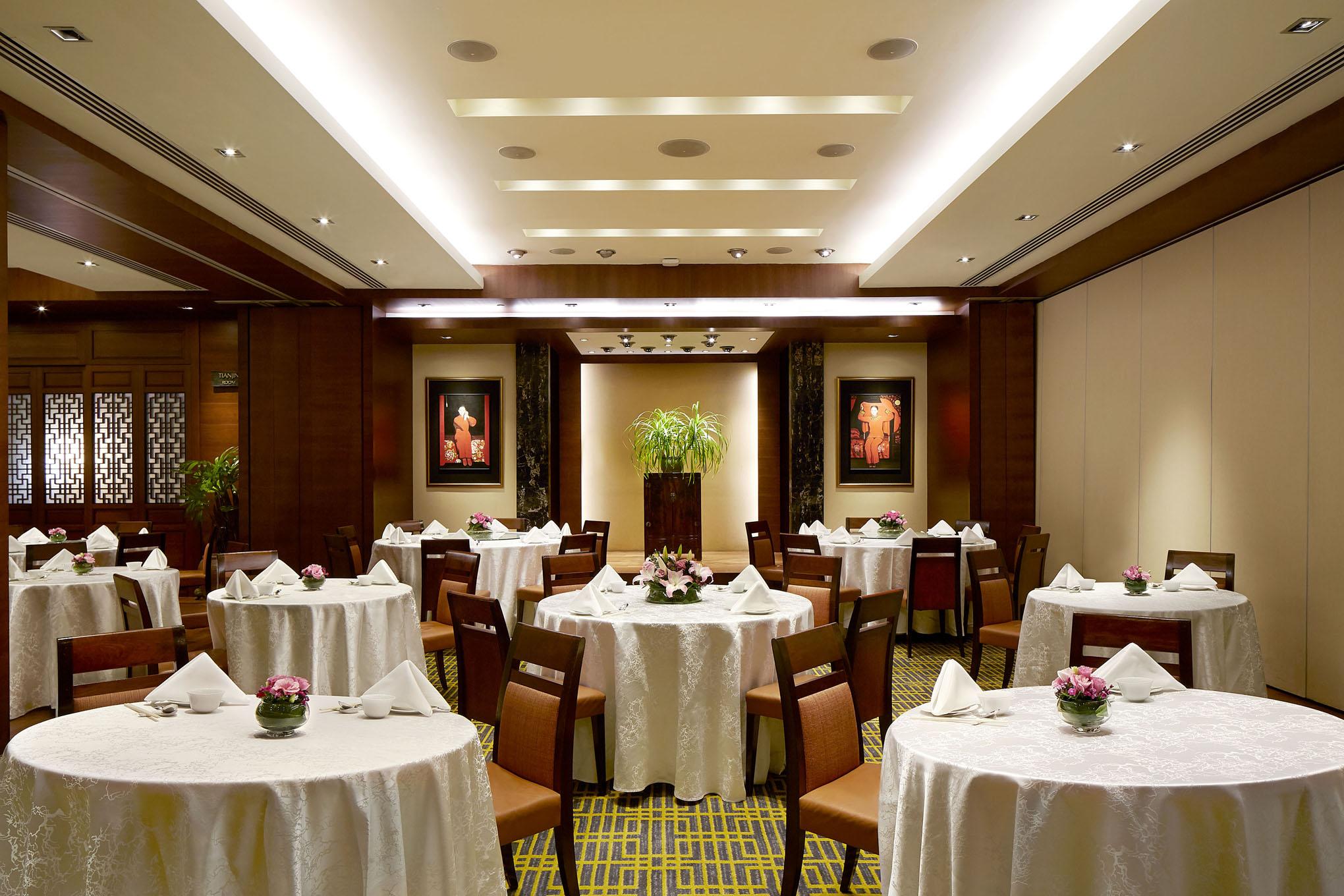 Copthorne King's Khách sạn 4*